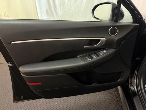Used 2025 Hyundai Sonata SE image 22