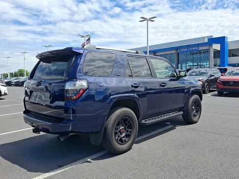 Used 2024 Toyota 4Runner SR5 Premium w/ Moonroof Package AWD/4WD image 6