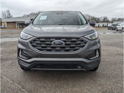 Used 2022 Ford Edge Titanium image 8