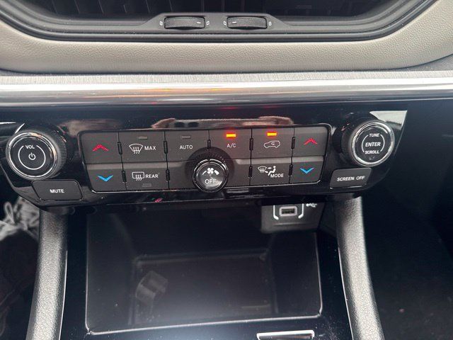 Used 2024 Jeep Compass Limited AWD/4WD image 18
