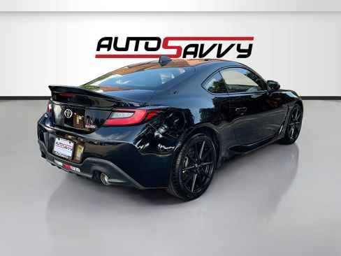 Used 2024 Toyota GR86 Premium RWD image 7