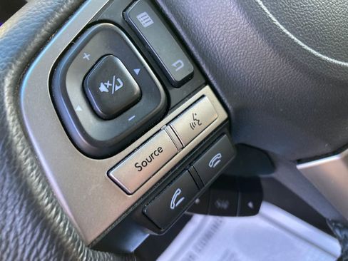 Used 2017 Subaru Outback 2.5i Premium image 43