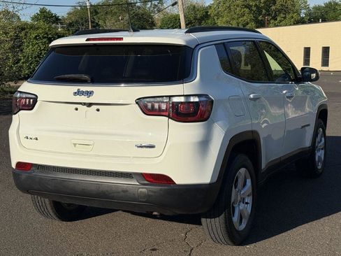 Used 2018 Jeep Compass Latitude w/ Popular Equipment Group AWD/4WD image 12