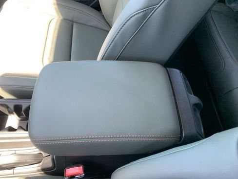 New 2025 Jeep Gladiator Mojave w/ Convenience Group image 19