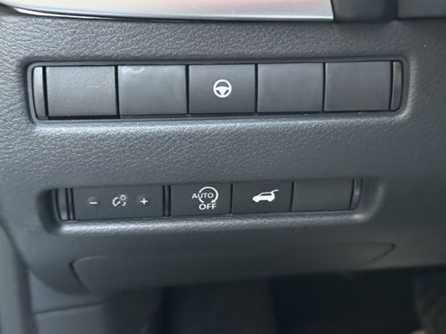 New 2026 Nissan Rogue SV AWD/4WD image 12