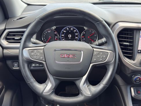Used 2023 GMC Acadia AT4 w/ Technology Package AWD/4WD image 26