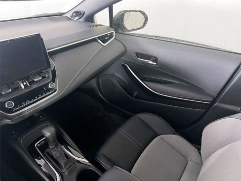 Used 2025 Toyota Corolla XSE FWD image 23