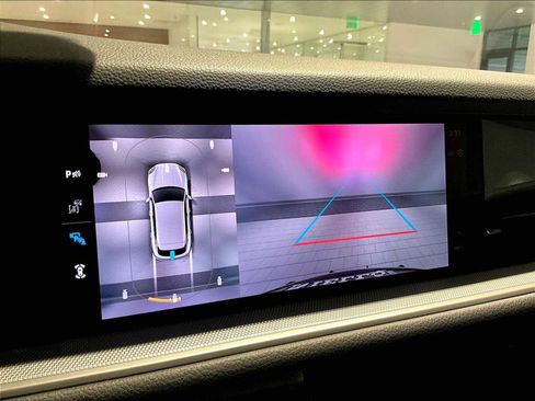 Used 2026 Porsche Cayenne image 28