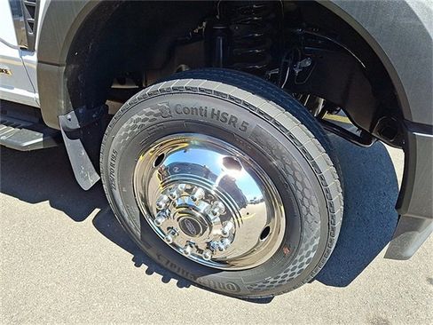 New 2025 Ford F550 XL image 4