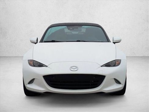 Used 2022 MAZDA MX-5 Miata Grand Touring image 3