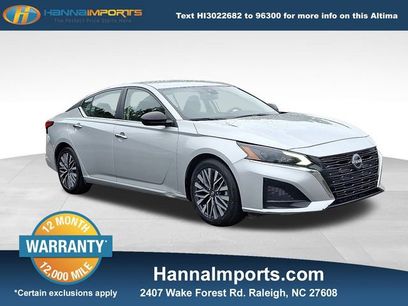 Used 2024 Nissan Altima 2.5 SV