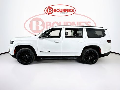 Used 2023 Jeep Wagoneer Series II AWD/4WD image 9