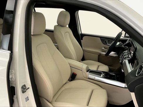 Certified 2026 Mercedes-Benz GLB 250 4MATIC image 29