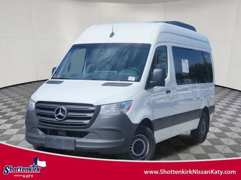 Used 2024 Mercedes-Benz Sprinter 2500 image 1