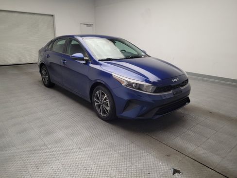 Used 2023 Kia Forte LXS w/ LXS Technology Package image 13