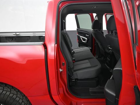 Used 2024 Nissan Titan SV w/ SV Convenience Package AWD/4WD image 34