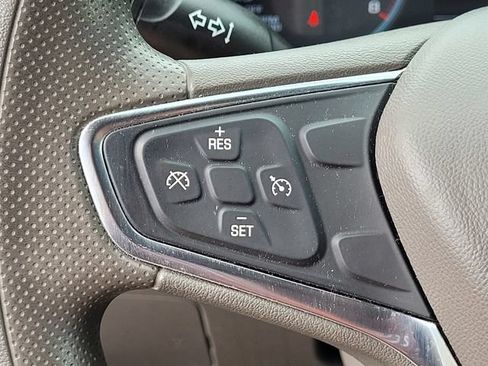 Used 2021 Chevrolet Malibu LS FWD image 24