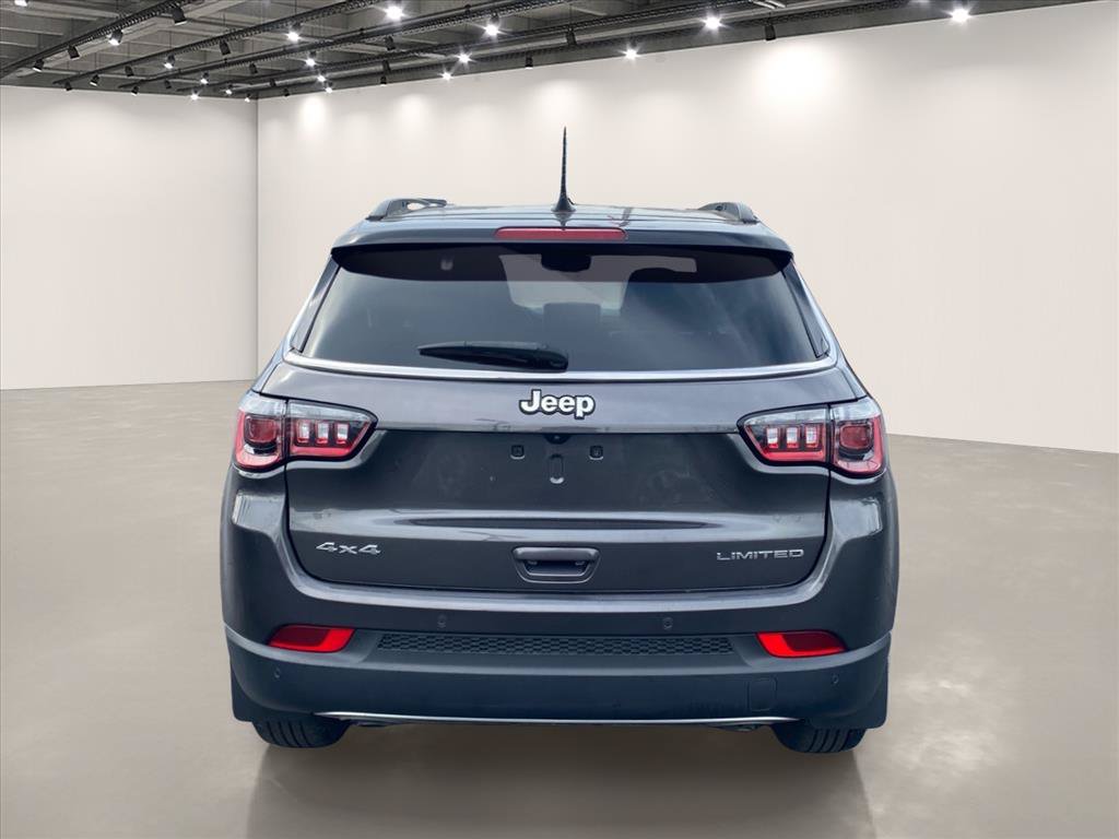 Used 2023 Jeep Compass Limited AWD/4WD image 6