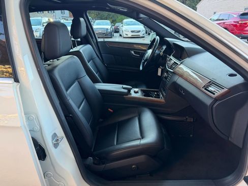 Used 2012 Mercedes-Benz E 350 4MATIC Sedan image 36