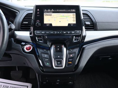 Used 2023 Honda Odyssey Touring image 7