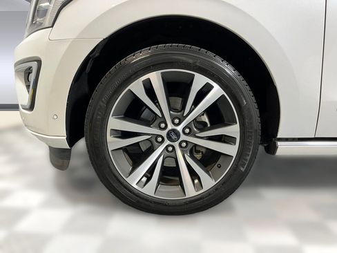Used 2020 Ford Expedition Platinum image 9