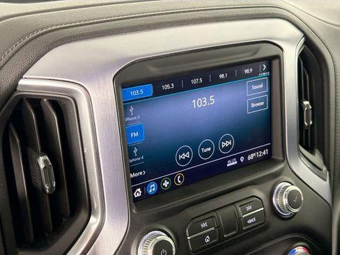 Used 2019 GMC Sierra 1500 Elevation w/ Elevation Value Package AWD/4WD image 13