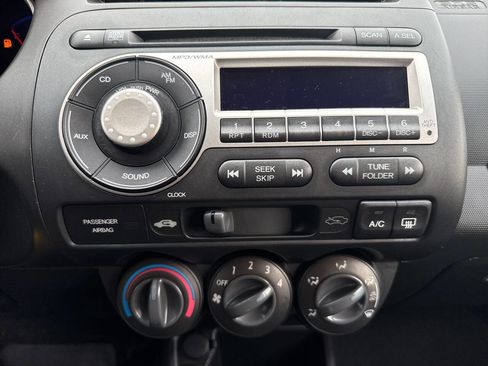 Used 2008 Honda Fit Sport image 34