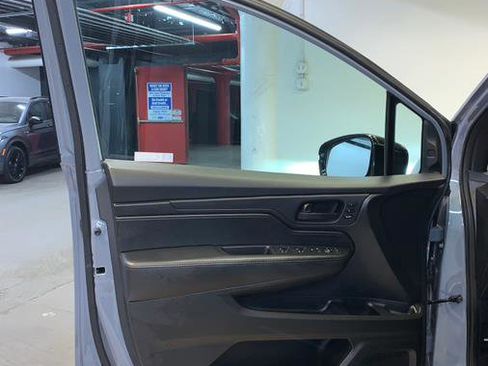 Used 2023 Honda Odyssey Sport image 15