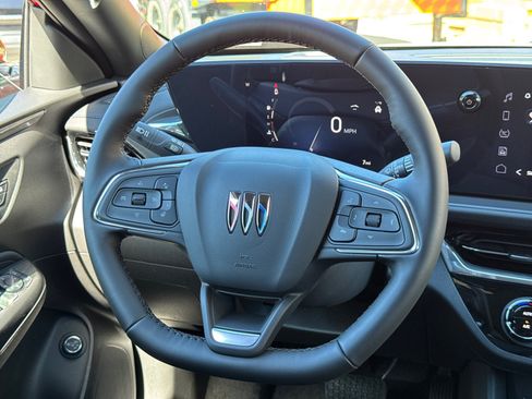 Used 2026 Buick Envista Sport Touring w/ Convenience I Package FWD image 26