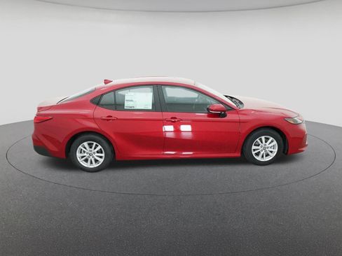 New 2026 Toyota Camry LE image 11
