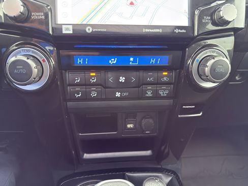 Used 2024 Toyota 4Runner TRD Pro AWD/4WD image 29
