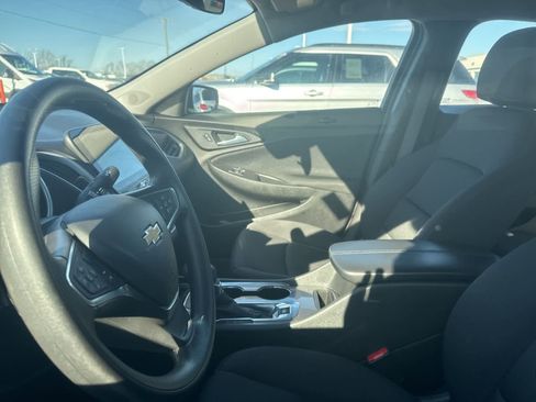 Used 2024 Chevrolet Malibu LT image 29