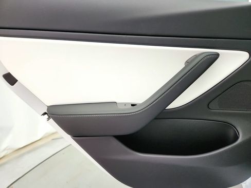 Used 2019 Tesla Model 3 Long Range AWD/4WD image 22