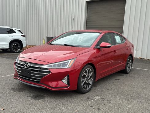 Used 2020 Hyundai Elantra Limited image 7