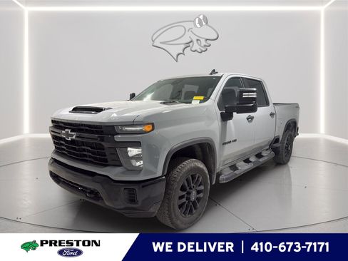 Used 2025 Chevrolet Silverado 2500 Custom w/ Custom Convenience Package AWD/4WD image 1