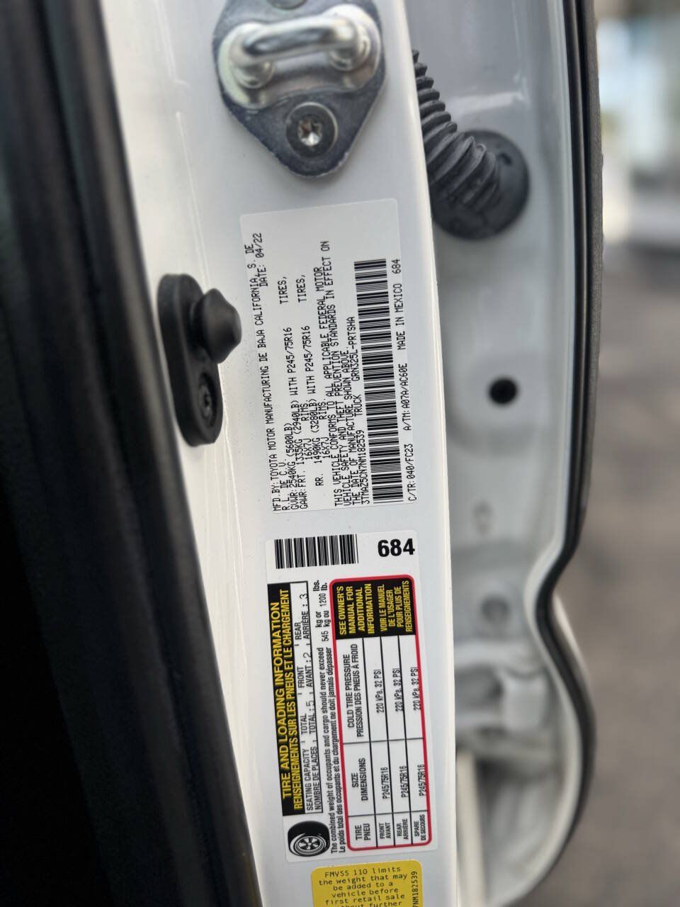 Used 2022 Toyota Tacoma SR5 w/ Technology Package RWD image 36