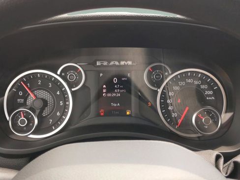 New 2026 RAM 2500 Tradesman AWD/4WD image 27