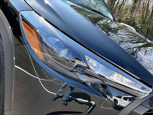 Certified 2026 Toyota Corolla Cross LE image 27