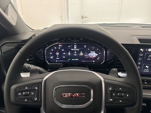 New 2026 GMC Sierra 1500 SLT w/ SLT Premium Plus Package AWD/4WD image 17