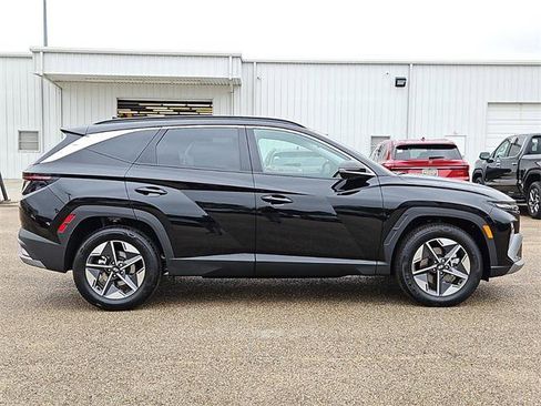 New 2025 Hyundai Tucson SEL image 4