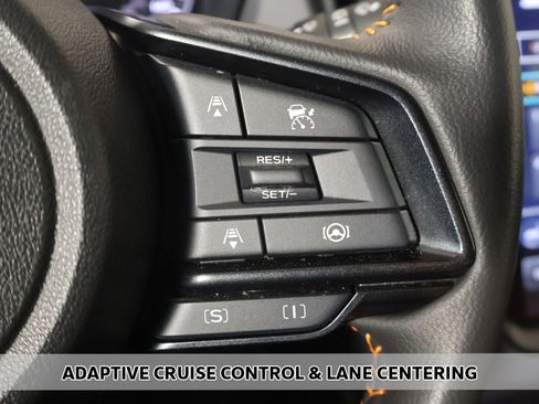 Used 2024 Subaru Crosstrek 2.5i Limited AWD/4WD image 3