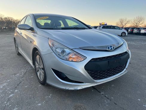 Used 2013 Hyundai Sonata Limited image 3