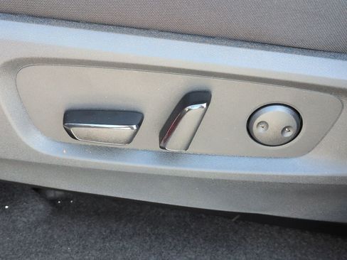 New 2026 Nissan Pathfinder SV image 21