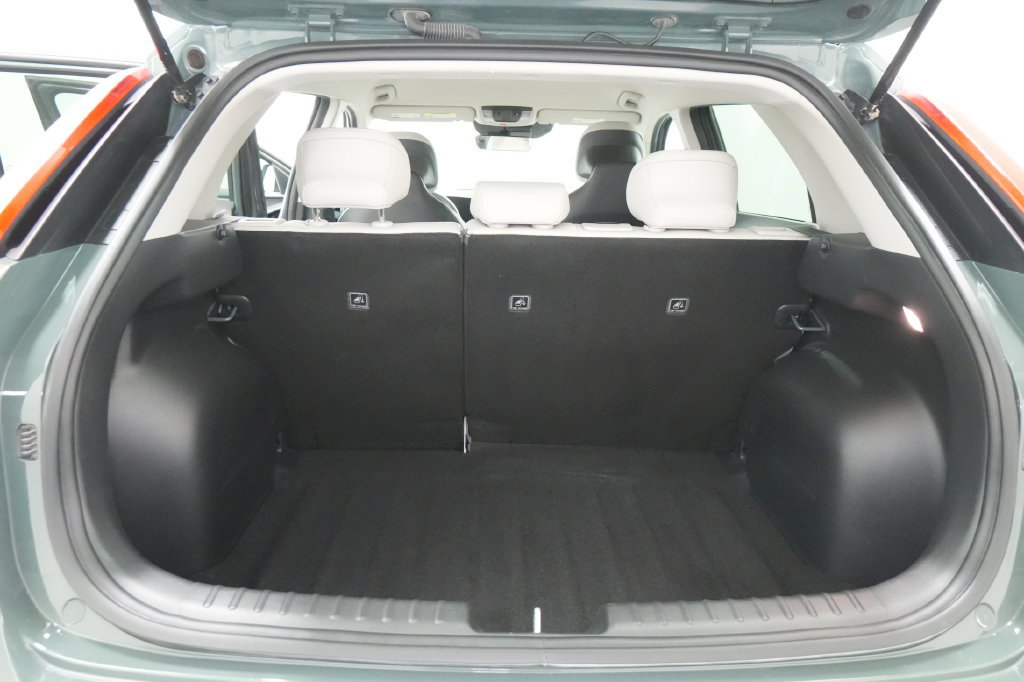 Used 2023 Kia Niro EX FWD image 19
