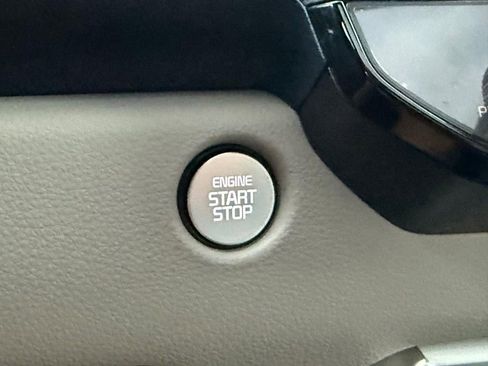 New 2026 Kia Carnival SX image 15