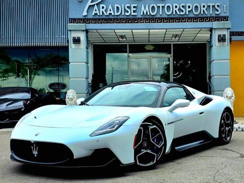 Used 2024 Maserati MC20 Cielo RWD image 4