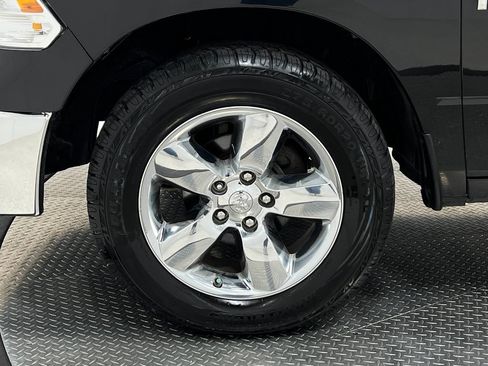 Used 2017 RAM 1500 Big Horn AWD/4WD image 38
