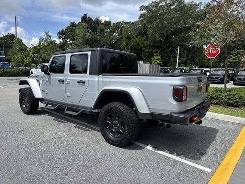 Used 2022 Jeep Gladiator Mojave w/ Trailer Tow Package AWD/4WD image 12