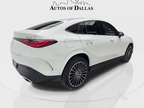 Used 2025 Mercedes-Benz GLC 300 4MATIC image 9