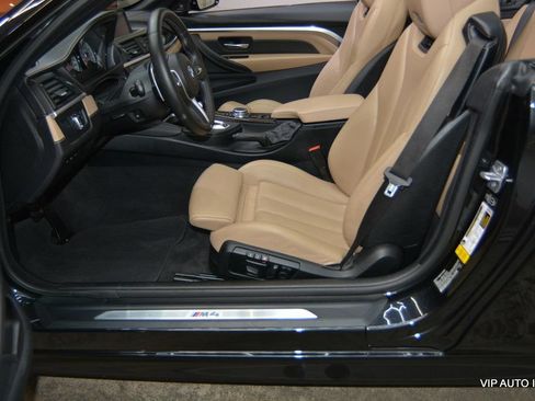Used 2015 BMW M4 Convertible RWD image 21